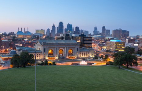 Kansas City. Image of the Kansas City skyline at twilight.